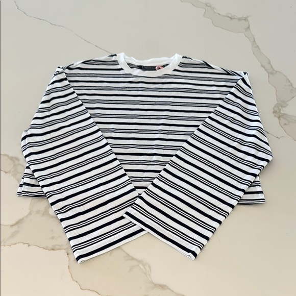 Vineyard Vines Tops - Vineyard Vines Navy and White Striped Shirt size XS